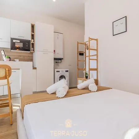 Appartement Tito 36 *